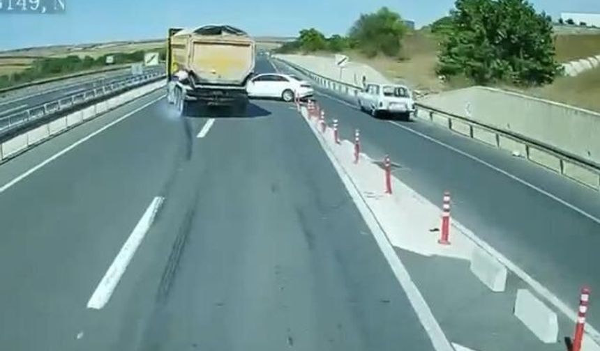 Tır şoförünün dikkati büyük bir kazayı önledi