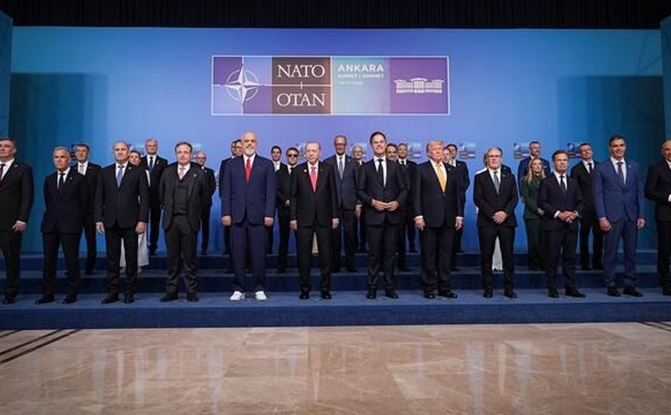 NATO Zirvesi Resmi Yemeklerinde Türk Mutfağı ve Ahmet Kaya'nın Müziği Öne Çıktı