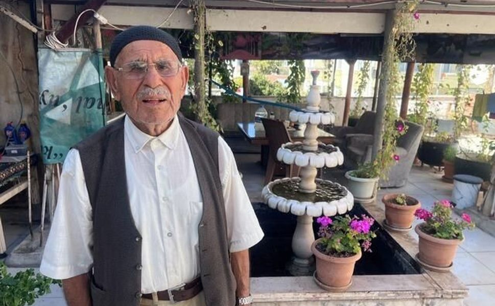100 Yaşını Aşan Kişi Uzun Ömrün Sırlarını Paylaştı