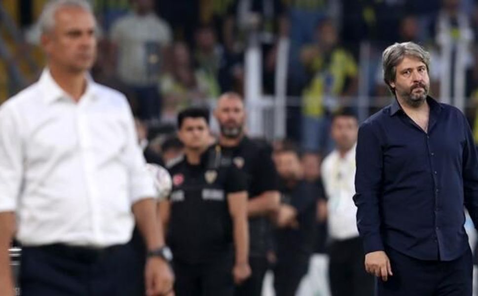 Eyüpspor'da Fenerbahçe karşısındaki 8-0'lık yenilgi sonrası teknik direktör Özhan Pulat istifa etti