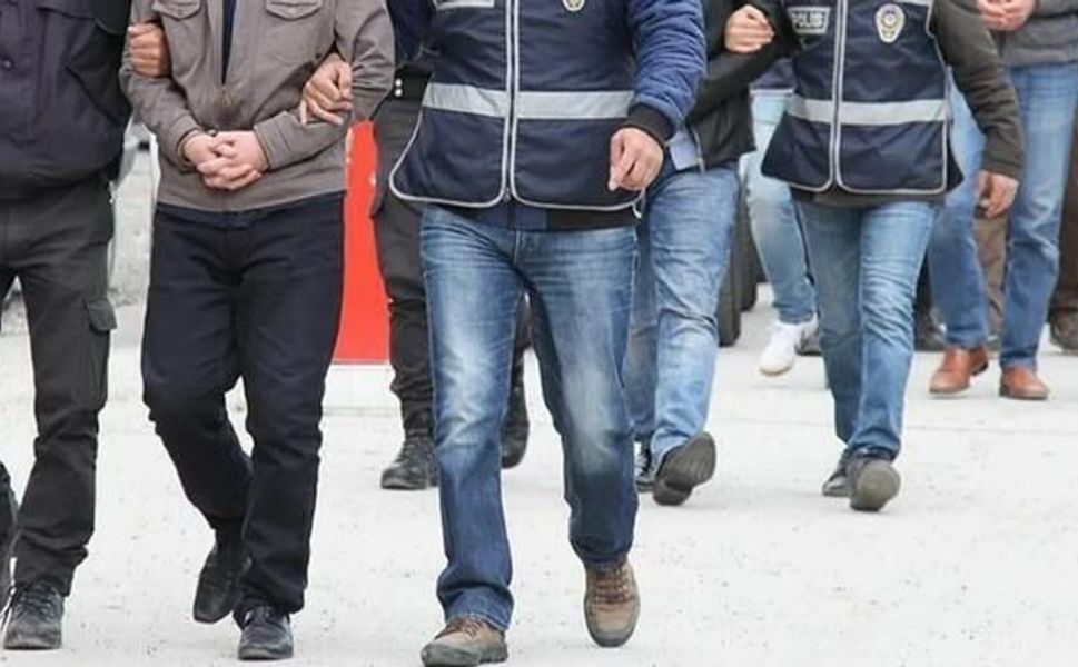 Halka arz iddiasıyla dolandırıcılık operasyonunda 23 kişi gözaltına alındı