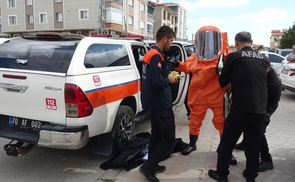 Karaman'da kimyasal şüphesiyle karı koca evlerinde ölü bulundu, bina tahliye edildi