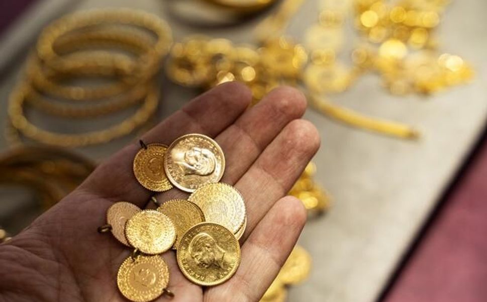 Yabancı Bankaların Altın Fiyatı Tahminleri Güncellendi: 2026 Sonu Medyan 4.825 Dolar