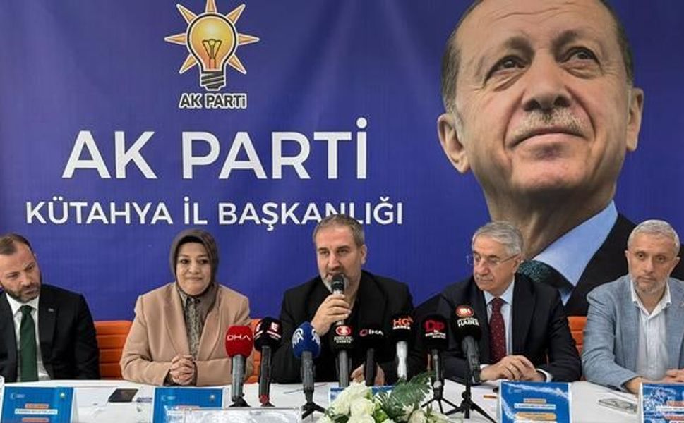 AK Parti Genel Başkan Yardımcısı Şen'den fon kriziyle ilgili açıklama