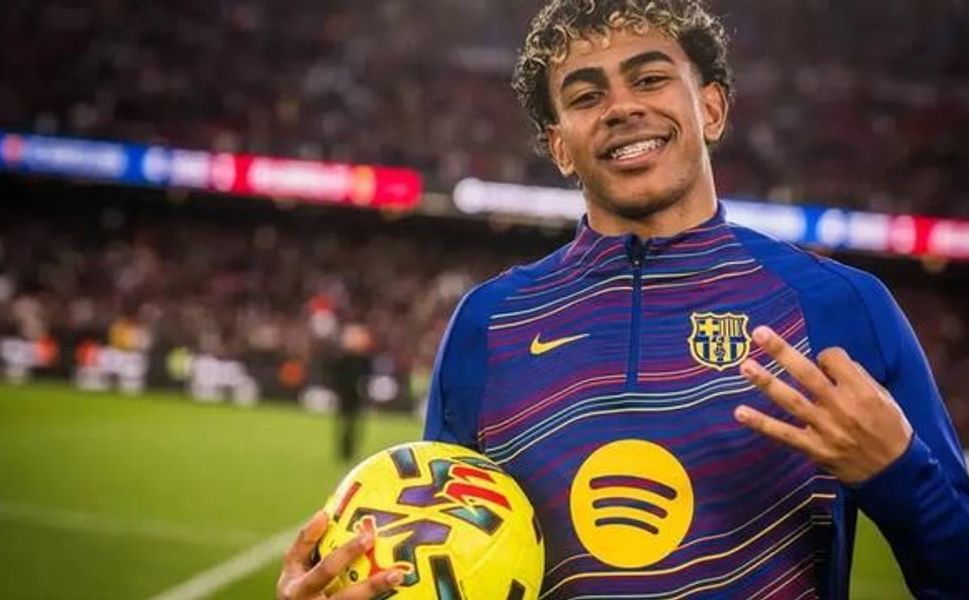 Barcelona'nın Genç Yıldızı Lamine Yamal İstanbul'a Sevgilisiyle Geldi
