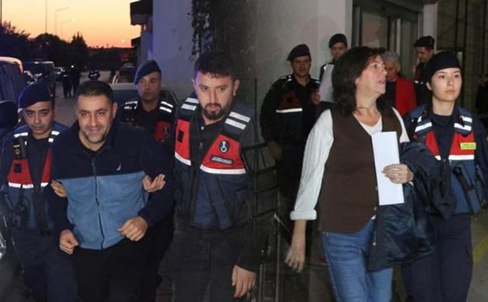 Çukurova Belediyesi'nde 34 kişi tutuklandı, aralarında başkan ve selefi de var