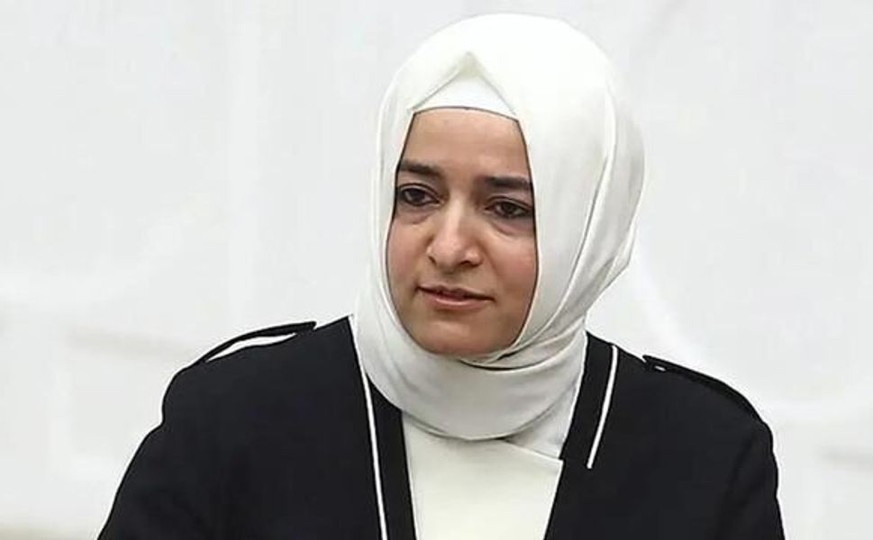 Fatma Betül Sayan Kaya ve eşi yatırımlarının karını TMSF'ye gönderdi