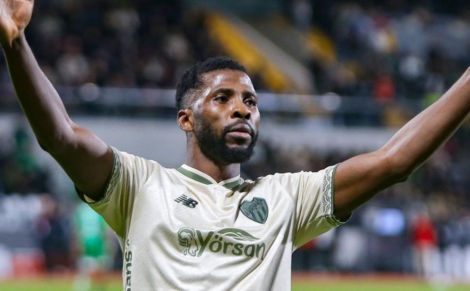 Fenerbahçe, Bursaspor'un Golcüsü Kelechi Iheanacho İçin Transfer Girişiminde Bulunabilir