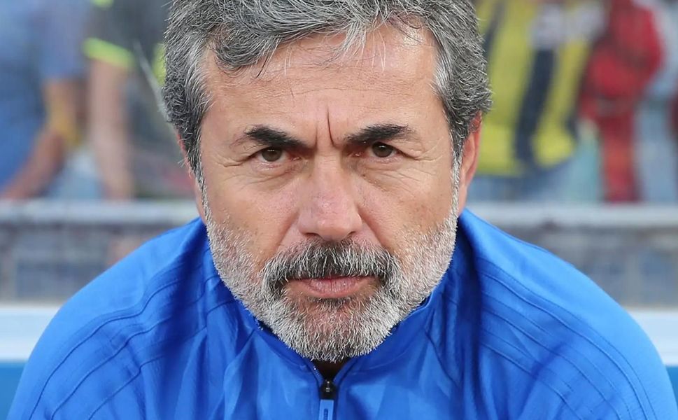 Fenerbahçe'de Teknik Direktörlük İçin Aykut Kocaman İstanbul'a Geldi