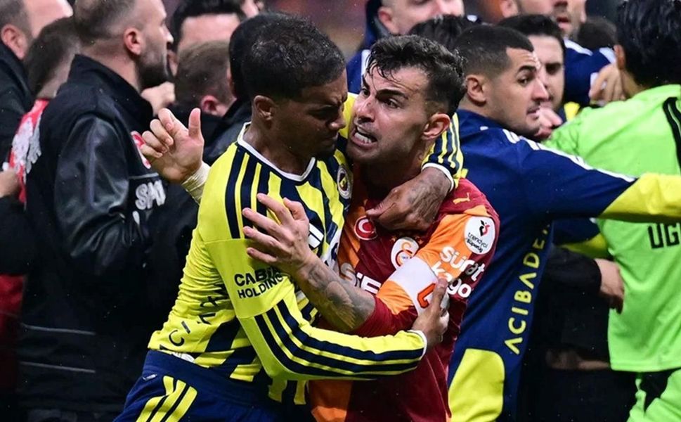 Galatasaray-Fenerbahçe derbisinde 5-10 maç cezası gündemde