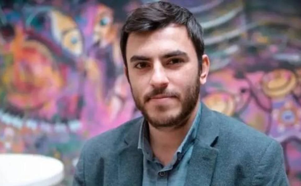 Gazeteci İsmail Arı Tutuklandı