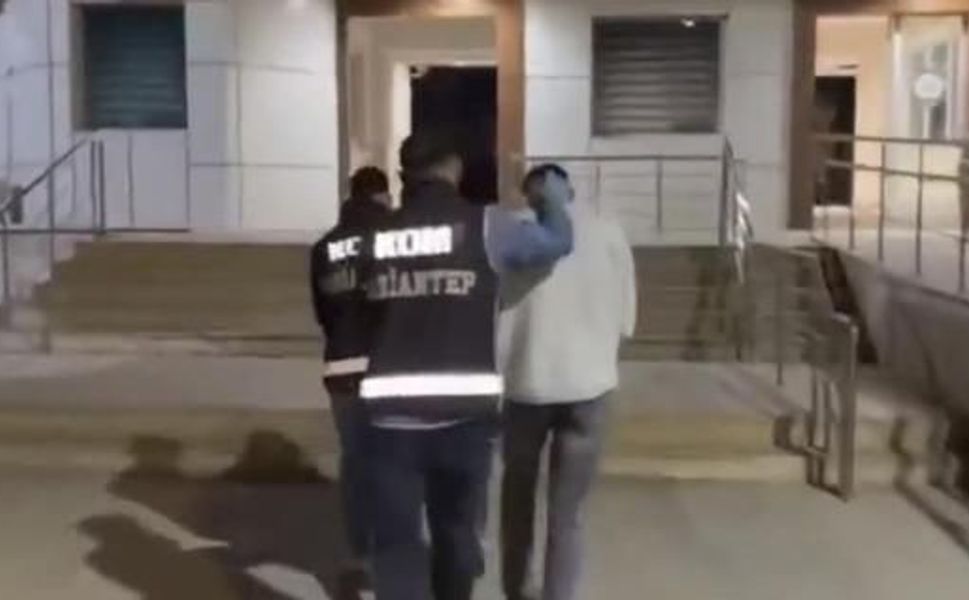 Gaziantep'te Ruhsatsız Diş Kliniğine Baskın: 3 Kişi Gözaltına Alındı