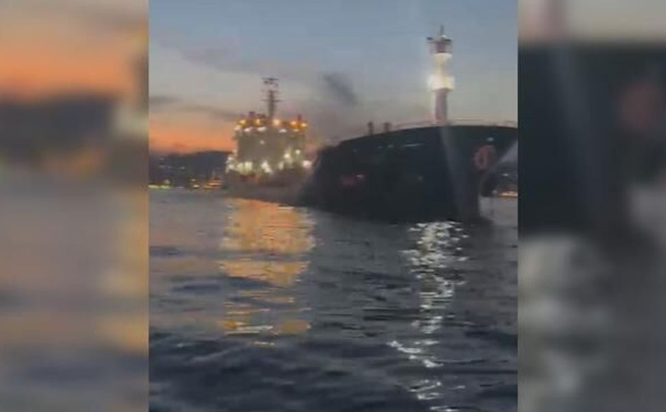 İstanbul Boğazı'nda makine arızası nedeniyle gemi trafiği çift yönlü durduruldu