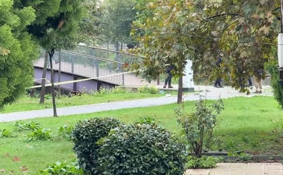 Kağıthane'de dere kenarında erkek cesedi bulundu