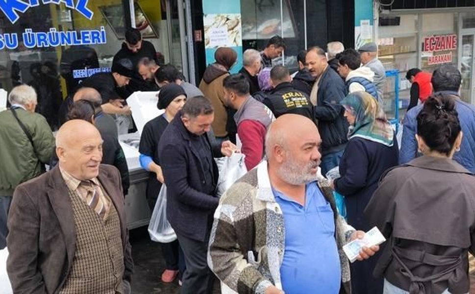 Kars'ta 50 Liralık Palamut Yoğun İlgi Görüp Kısa Sürede Tükendi
