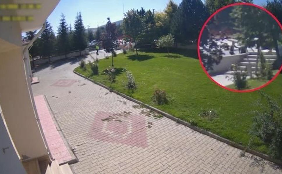 Polisin Heimlich manevrası sürücünün yaşamını kurtardı