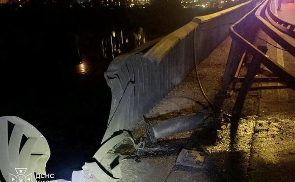 Rusya, Kiev'deki Kuzey Köprüsü ve Odessa Limanı'na askeri malzeme taşıyan gemileri vurdu