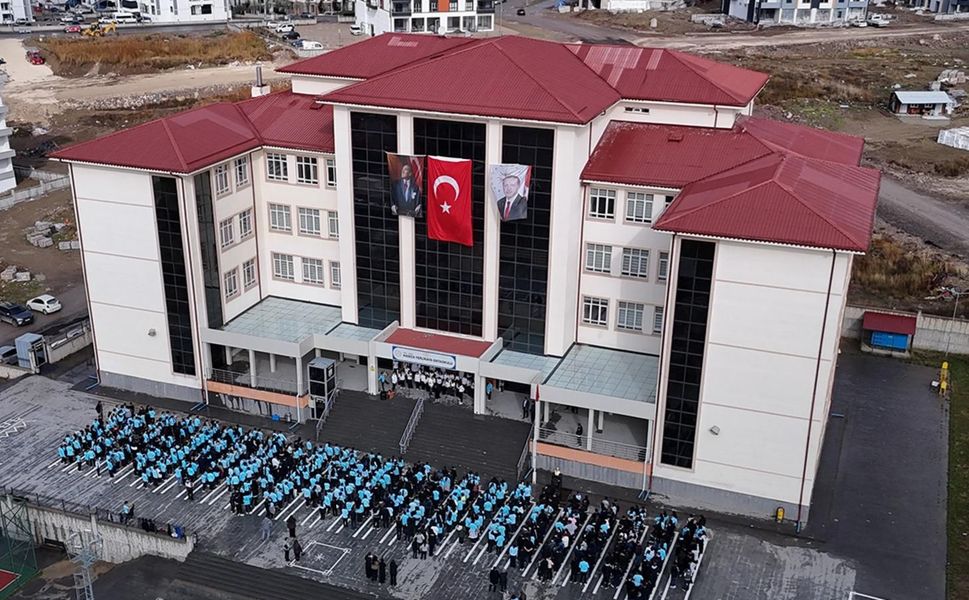 Sivas'ta 850 öğrenciyle Cumhuriyet Bayramı coşkusu