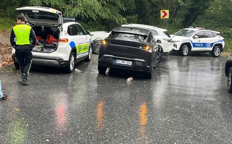 Victor Osimhen'in Sevgilisi Stefanie Ladewig Eyüpsultan'da Trafik Kazası Geçirdi