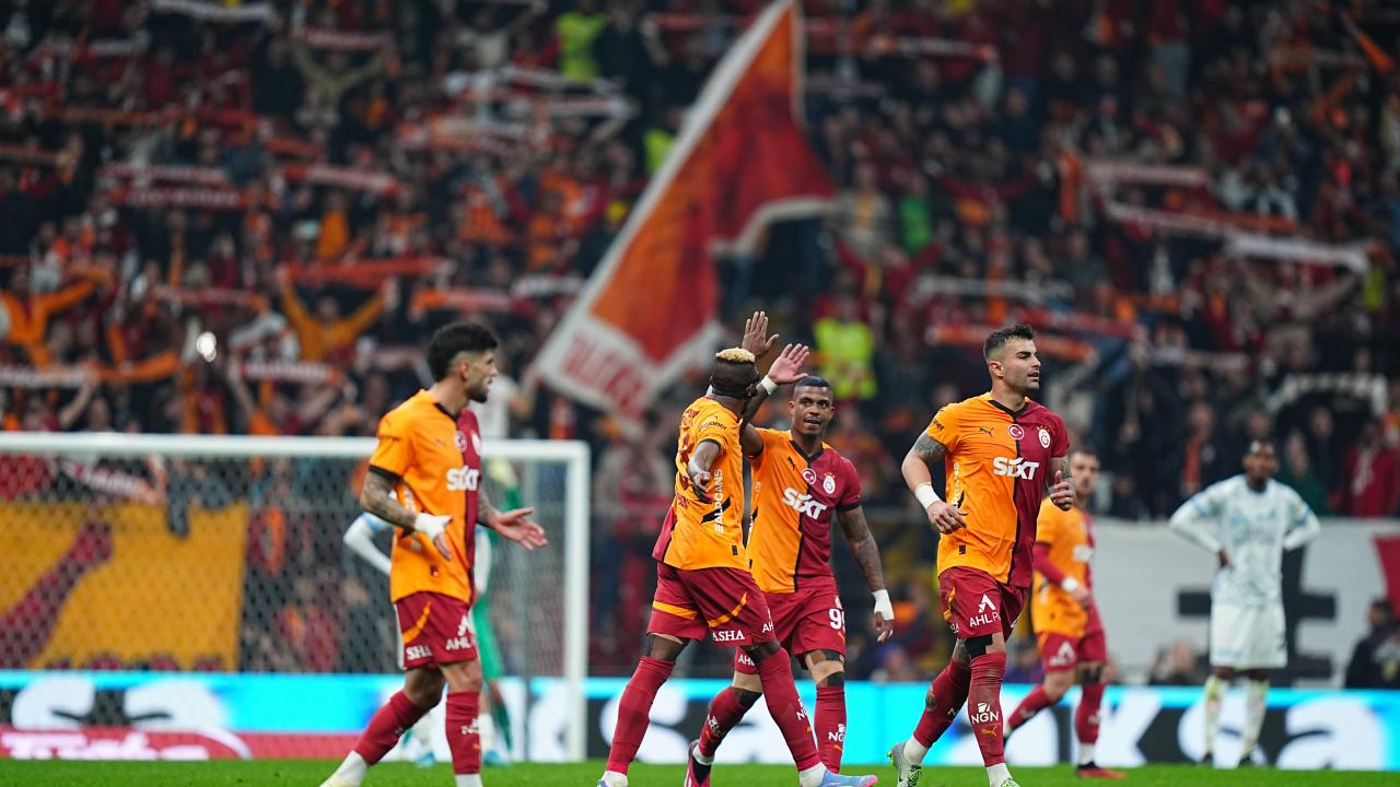 Galatasaray'dan 40 yıl sonra bir ilk!