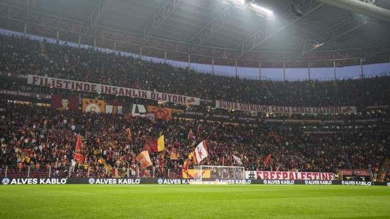 Galatasaray'dan RAMS Park'ta dikkat çeken Filistin pankartları