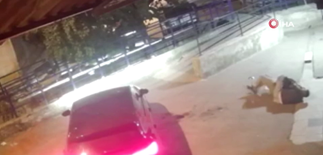 İzmir Karabağlar'da Yaşar Can Güler'in Boğularak Öldürülme Anları Kamerada