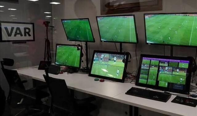 Amed Sportif Faaliyetler-Beşiktaş maçında VAR hakemi Guillermo Cuadro Fernandez