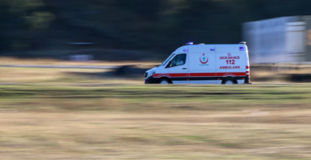 Antalya'da tır ve motosikletin karıştığı kaza güvenlik kamerasında