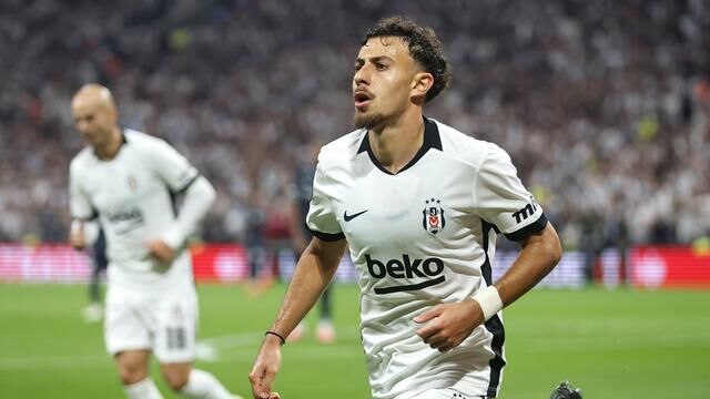 Beşiktaş'ta İlhan Fakılı, Marsilya karşısında erken golle tarihe geçti