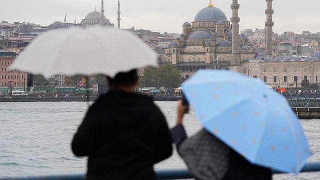 İstanbul dahil 20 il için sarı kodlu sağanak ve fırtına uyarısı yapıldı