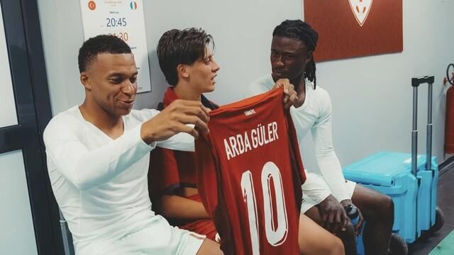 Mbappe'den Arda Güler ve Camavinga ile UEFA Uluslar Ligi sonrası paylaşımlar