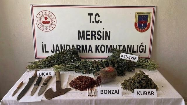 Mersin'de Jandarma Uyuşturucu Operasyonunda Çok Sayıda Madde Ele Geçirildi