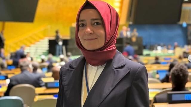 AK Parti'li Serkan Bayram'dan fon krizinde Fatma Betül Sayan Kaya eleştirisi