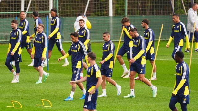 Fenerbahçe'nin Aston Villa Kamp Kadrosunda Lukaku Sürprizi