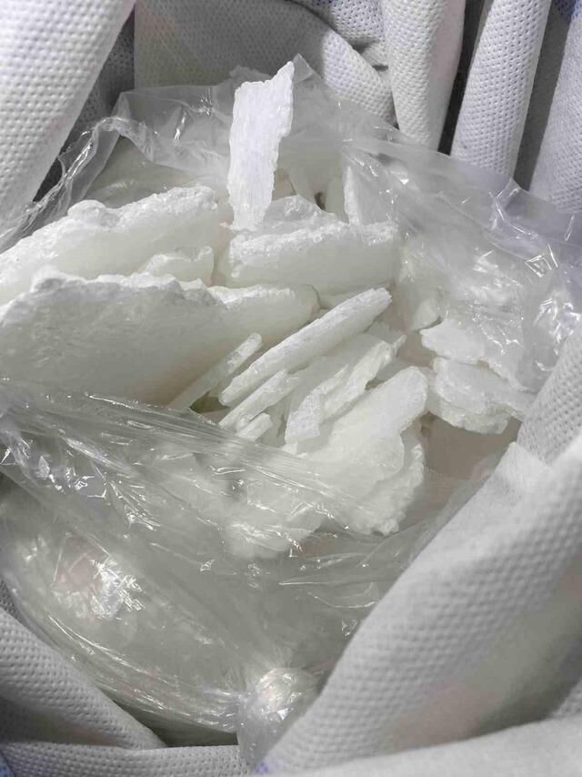Serik'te motosiklet sepetinde yaklaşık 900 gram metamfetamin bulundu